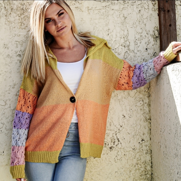 Last One HP x2❣️Color Block Cardigan - Picture 5 of 7
